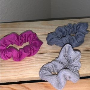 3 pack of scrunchies
